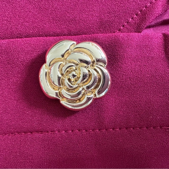 NWT Commense Red Whimsigoth black laceMini Skirt with Gold flower Buttons Medium - Picture 5 of 9